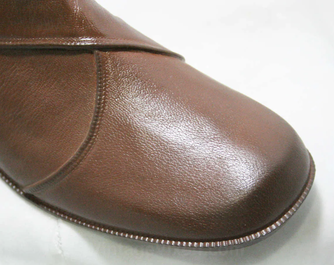 Size 9 Trompe L'Oeil 60s Boots - Brown Waterproof Rubber - 1960s Winter Boot - Faux Buckle & Strap - Fleece Lined - Deadstock Tall Shoes